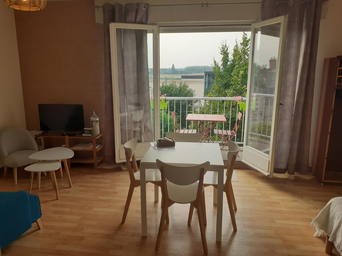 L'Echappee Blesoise Apartment บลัวส์ ภายนอก รูปภาพ